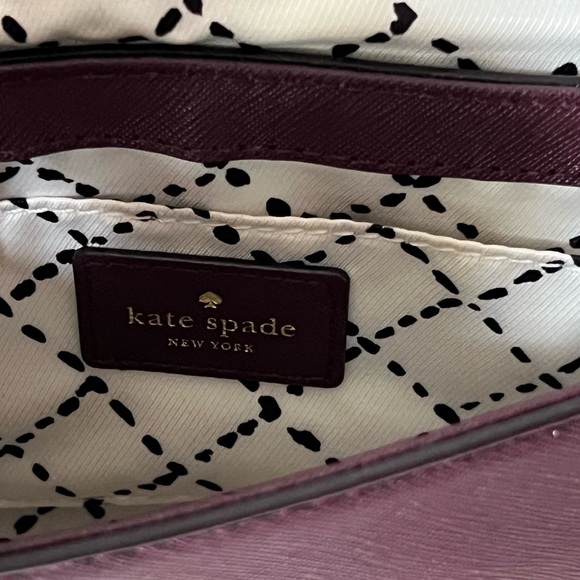 Kate Spade Turn Lock Crossbody Bag in Mulberry - Picture 10 of 10